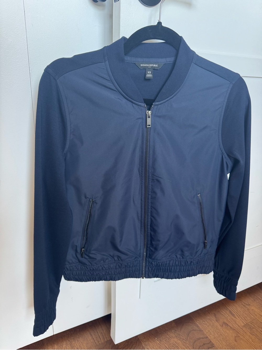 Banana Republic Women's Navy Bomber Jacket sz XS